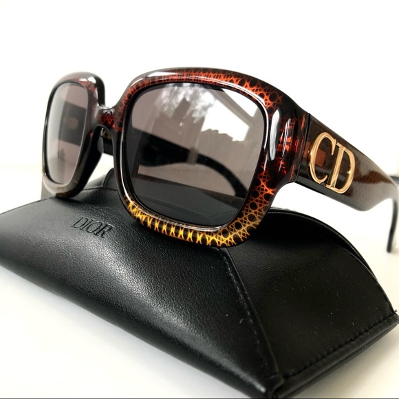 Dior Sunglasses- NEW WITH TAGS - Picture 4 of 15
